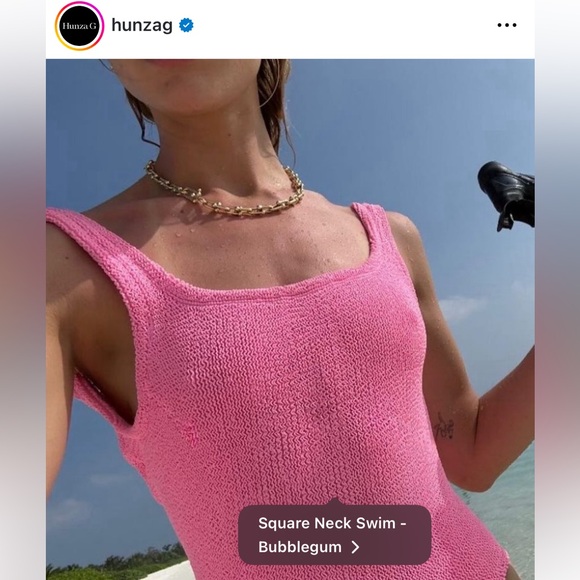 Hunza G Other - NWT 💖 Hunza G Squareneck bathing suit in bubblegum